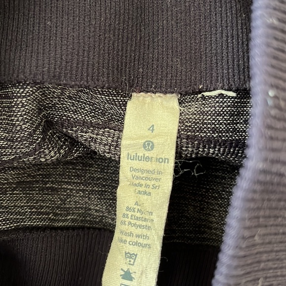 Lululemon deep purple seamless leggings 4 - Picture 6 of 6